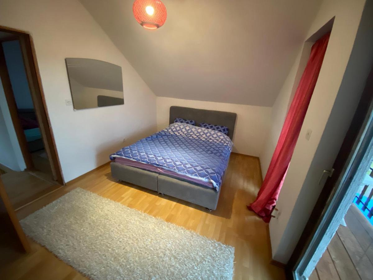 Asja Guest House Lukavac Екстер'єр фото