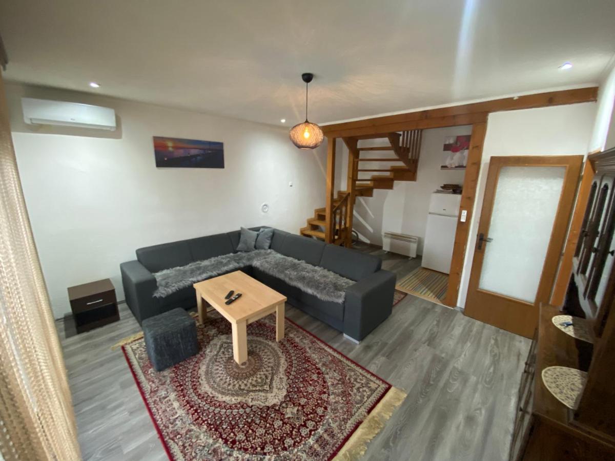 Asja Guest House Lukavac Екстер'єр фото